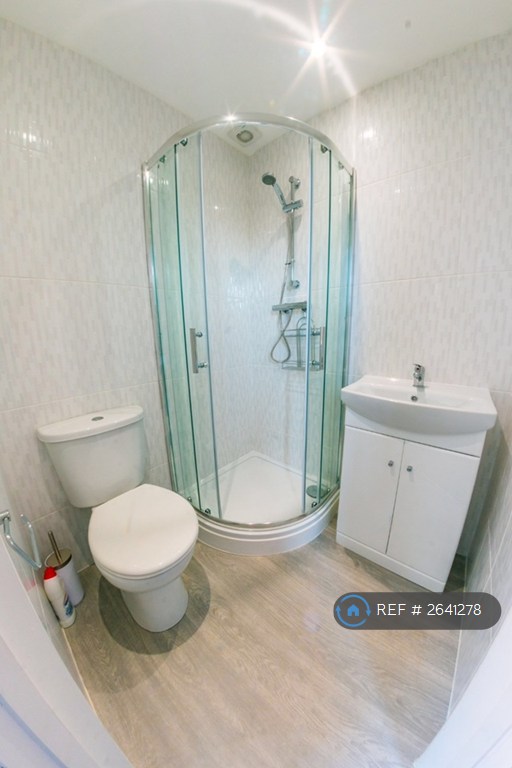 Studio flat in Wolverhampton Street, Dudley, DY1 (#2641278)