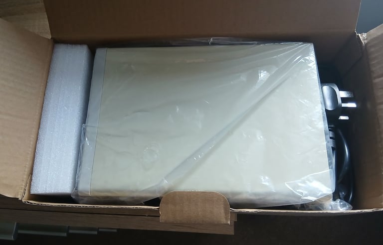 C.B. POWER SUPPLY 10AMP