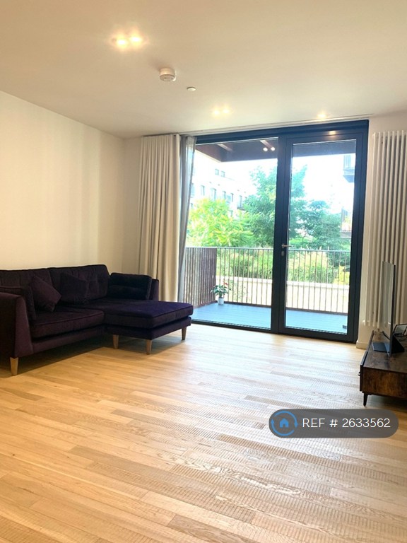 1 bedroom flat in Hollandbury House, London, TW8 (1 bed) (#2633562)