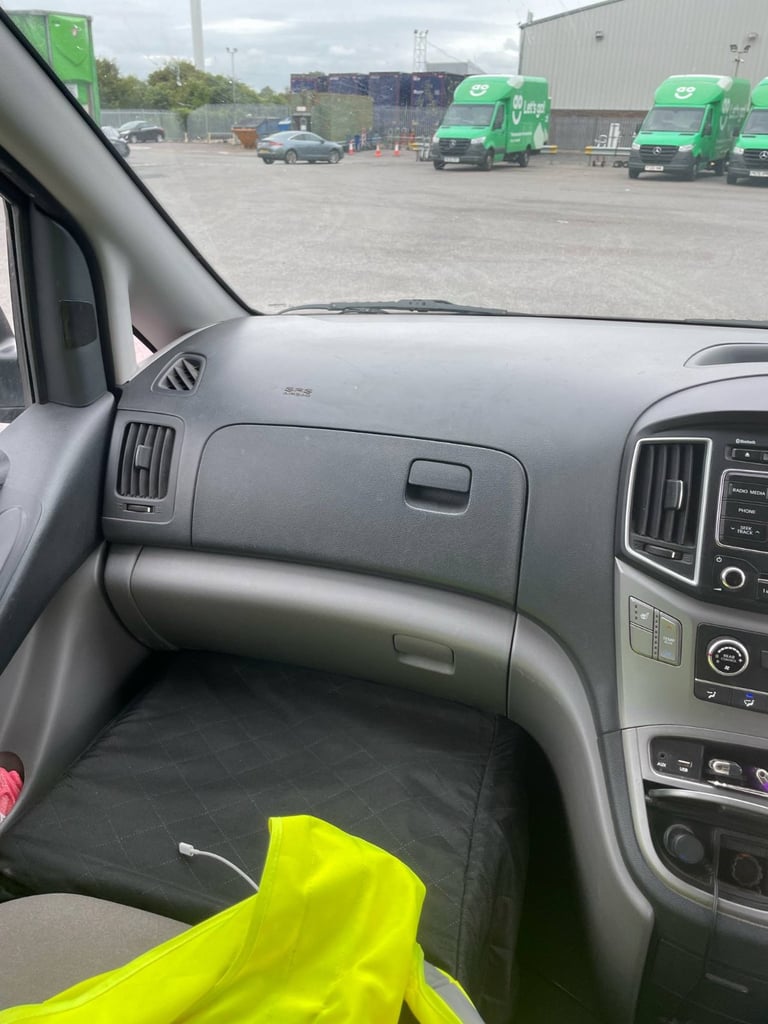 Hyundai, I800, MPV, 2018, Manual, 2497 (cc), 5 doors