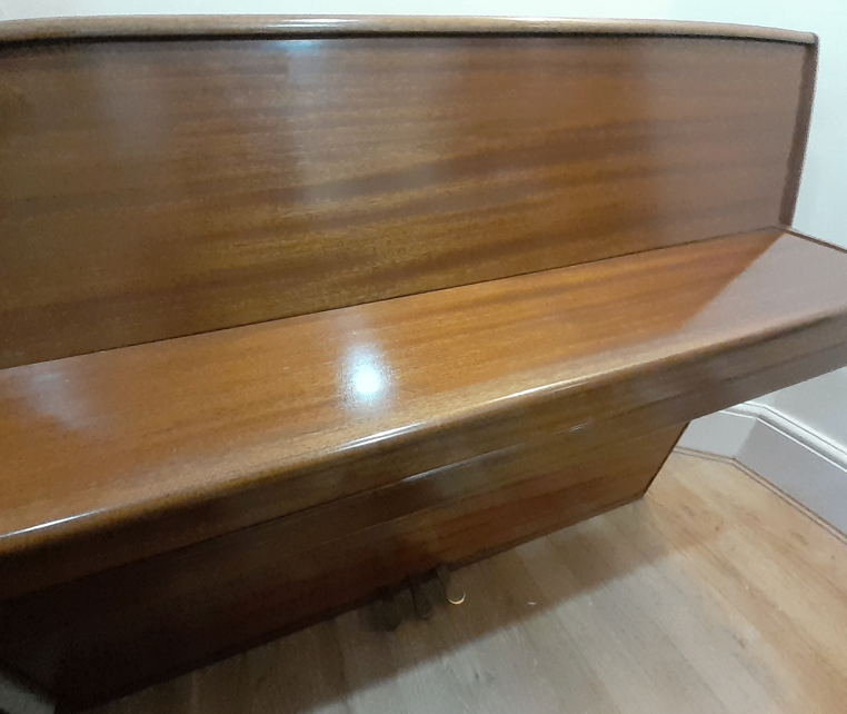 Welmar Upright Piano *optional stool + 1st tuning* third practice pedal