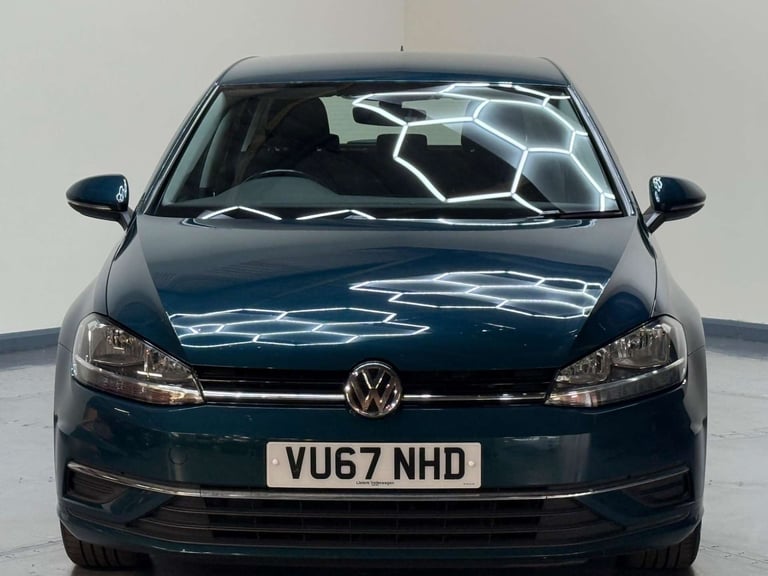 2017 Volkswagen Golf 1.6 TDI BlueMotion Tech SE Nav Euro 6 (s/s) 5dr Hatchback Diesel Manual