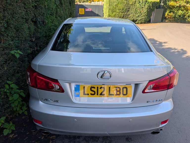 LEXUS IS 2.5 250 V6 Advance 2012