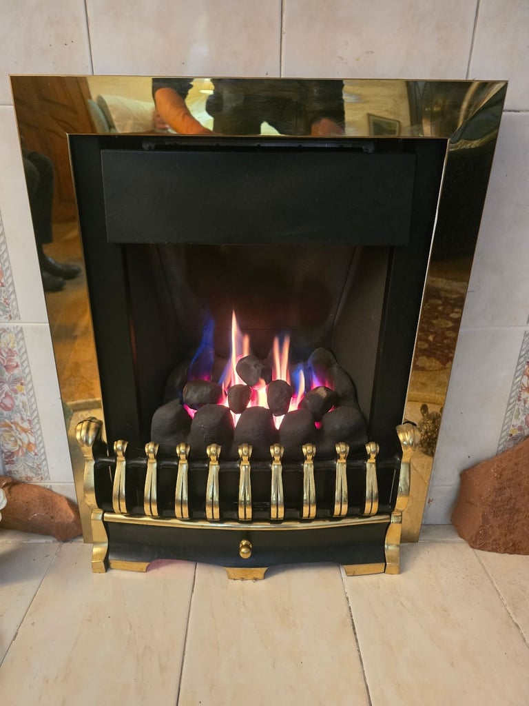 image for Inset gas fire 4kw Flavel