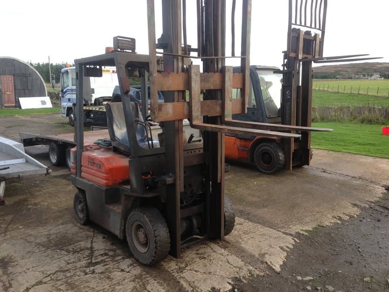 TOYOTA DIESEL 2.5 T FORKLIFT WORKING . CALL FOR DETAILS