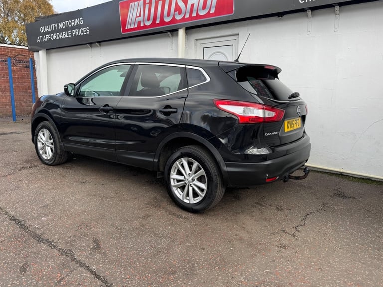2015 Nissan Qashqai 1.5 dCi Acenta+ 2WD Euro 5 (s/s) 5dr HATCHBACK Diesel Manual