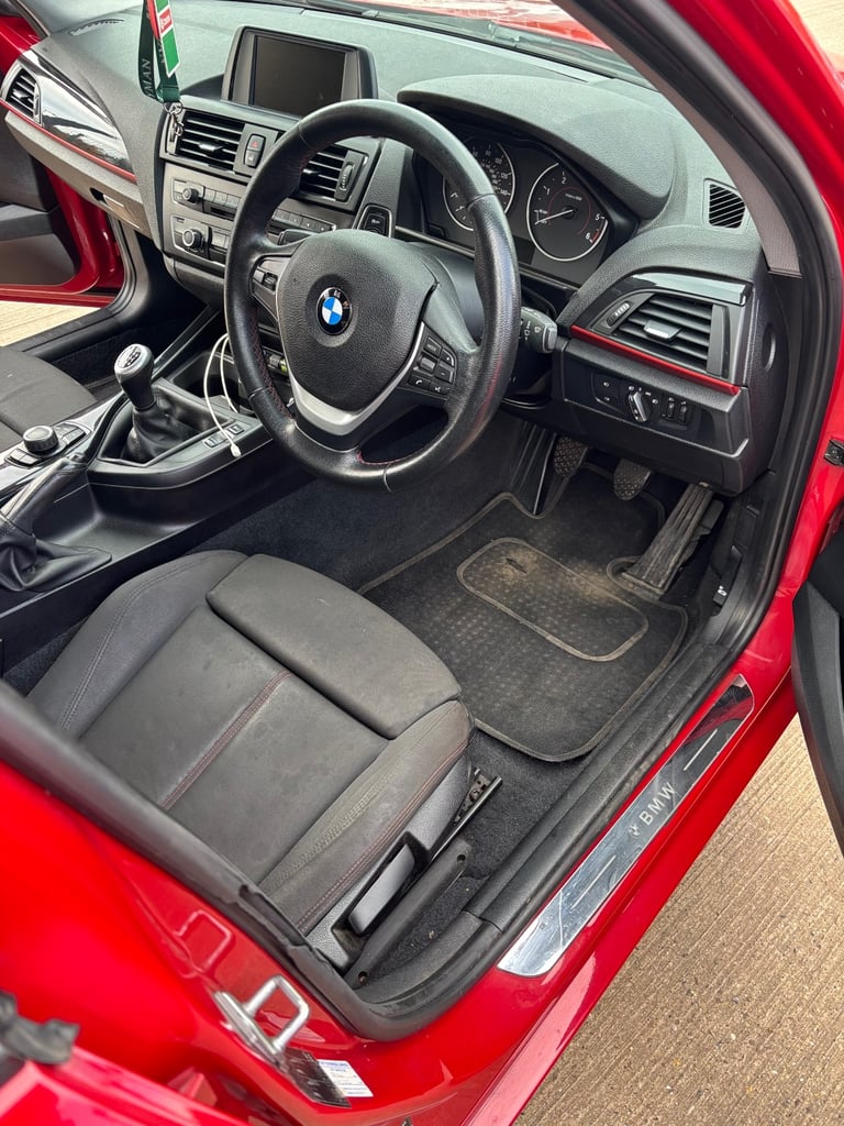 BMW, 1 SERIES, Hatchback, 2013, Manual, 1995 (cc), 5 doors