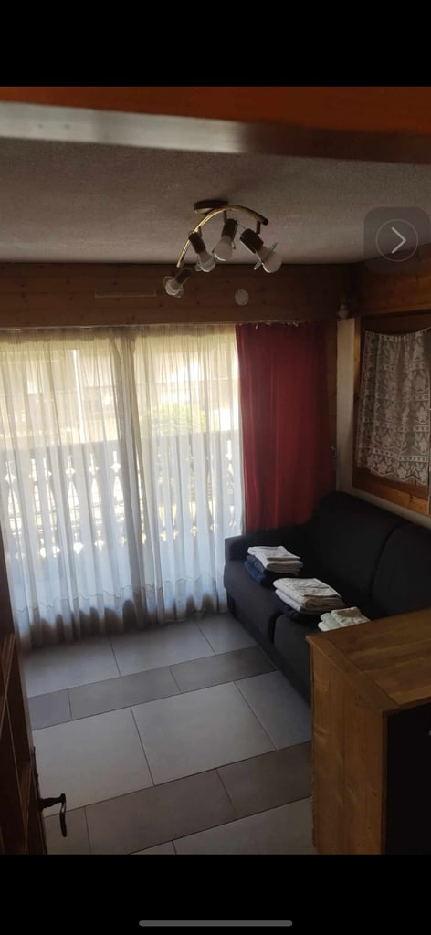 Beautiful Chamonix Mont Blanc apartment to rent perfect for skiing trip.