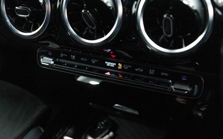 2020 20 MERCEDES-BENZ A-CLASS 1.3 A200 AMG LINE (EXECUTIVE) HATCHBACK 5DR PETROL