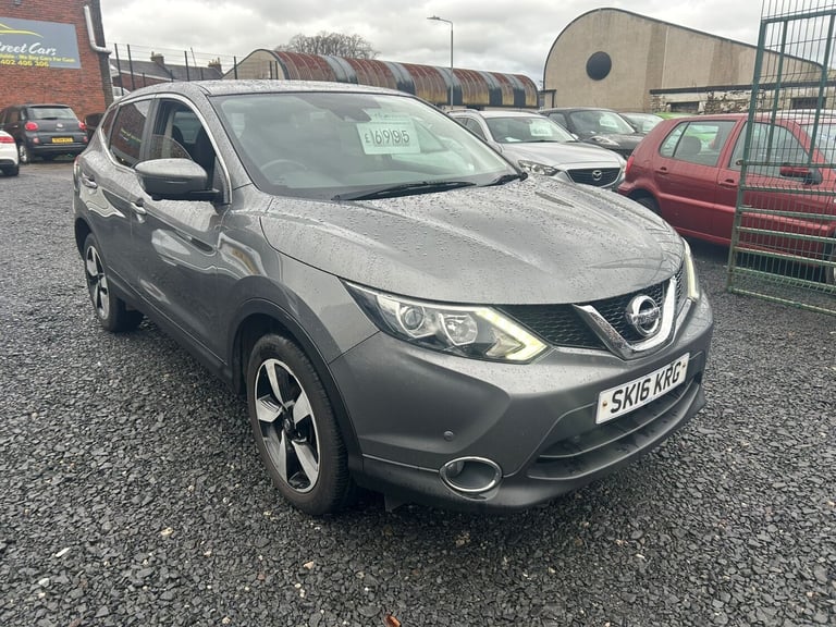 2016 Nissan Qashqai 1.2 DiG-T N-Connecta 5dr HATCHBACK Petrol Manual