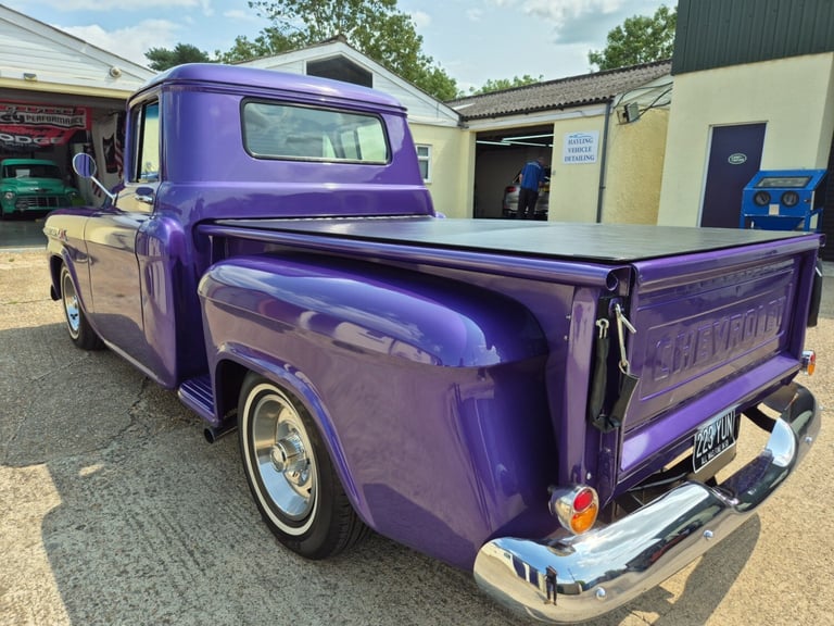 1959 CHEVROLET APACHE V8 CLASSIC CUSTOM AMERICAN