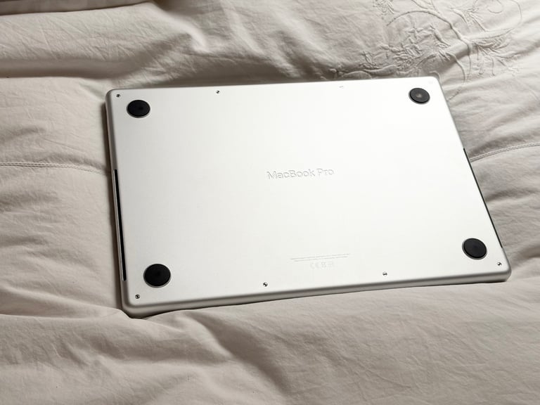 CAN DELIVER, MACBOOK PRO 14 INCH 2021 LAPTOP,M1 PR0 16GB RAM, 512GB SSD LATEST MACOS TAHOE 