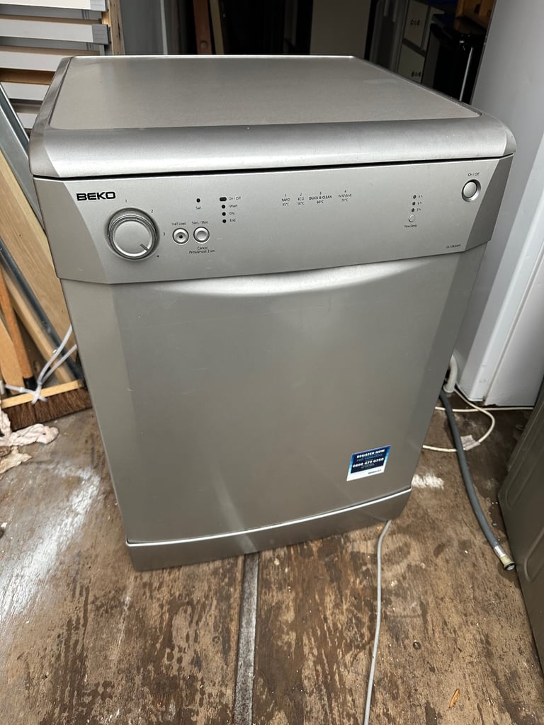 Dishwasher in great condition working great condition or delivery 