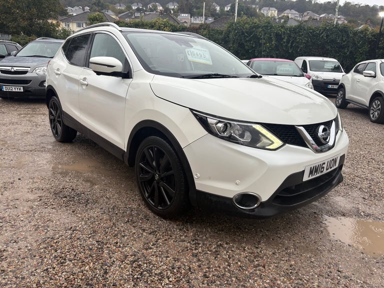 2016 Nissan Qashqai 1.5 dCi Tekna 5dr HATCHBACK Diesel Manual