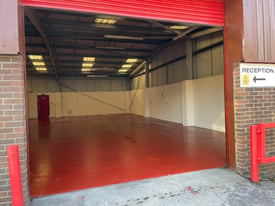 Suitable for joinery workshop U12a, 2,590 sq ft to let in Bowen Ind Est. Available from £450+VAT pw