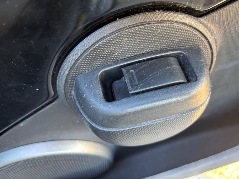 Toyota, AYGO, Hatchback, 2012, Manual, 998 (cc), 5 doors