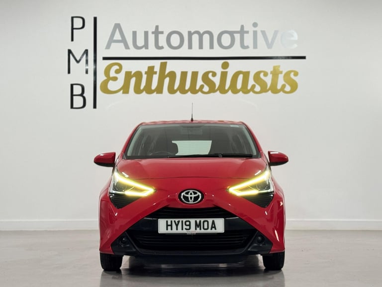 2019 Toyota AYGO 1.0 VVT-i x-play Euro 6 5dr HATCHBACK Petrol Manual