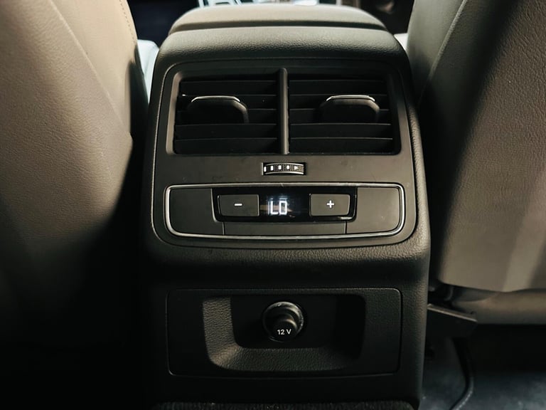2023 Audi A4 2.0 TFSI 35 Black Edition S Tronic Euro 6 (s/s) 4dr SALOON Petrol Automatic