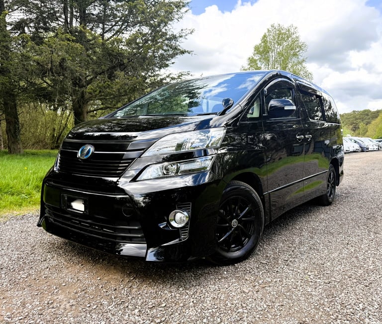 FRESH IMPORT 2014 TOYOTA VELLFIRE 2.4 PETROL/ELECTRIC HYBRID ULEZ COMPLIANT