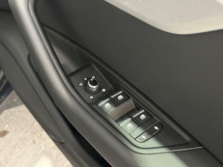 2019 Audi A4 Avant 2.0 TDI 35 Sport Estate 5dr Diesel S Tronic Euro 6 (s/s) (150 ps) ESTATE Diese...