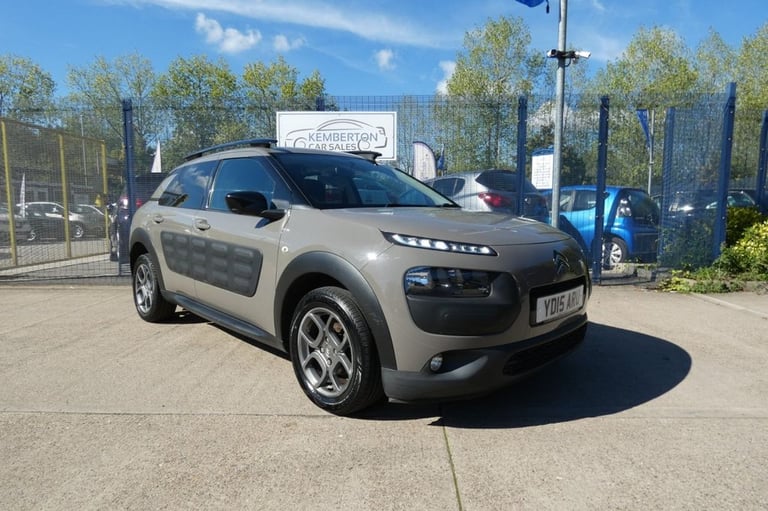 image for 2015 Citroen C4 Cactus 1.6 BlueHDi Feel Hatchback 5dr Diesel Manual Euro 6 (s/s) (100 ps) Hatchba...