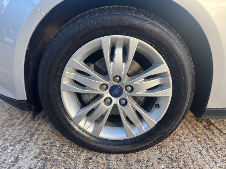 2014 Ford Focus 1.6 Focus Titanium Navigator TDCi 5dr Estate Diesel Manual