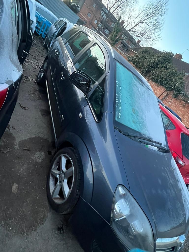 Vauxhall Zafira Sri breaking