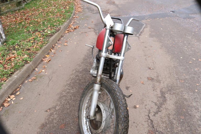 Norton Commando 750 1971 Winter Restoration Project.