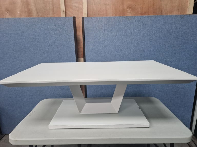 image for Stunning Matt White Coffee Table