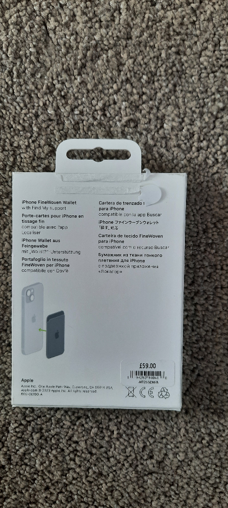 iPhone 14 Pro Max silicone case (magsafe in Chalk Pink) and magsafe wallet (Mulberry)