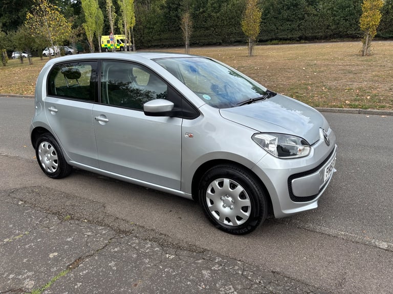 Volkswagen, UP, Hatchback, 2015, Manual, 999 (cc), 5 doors