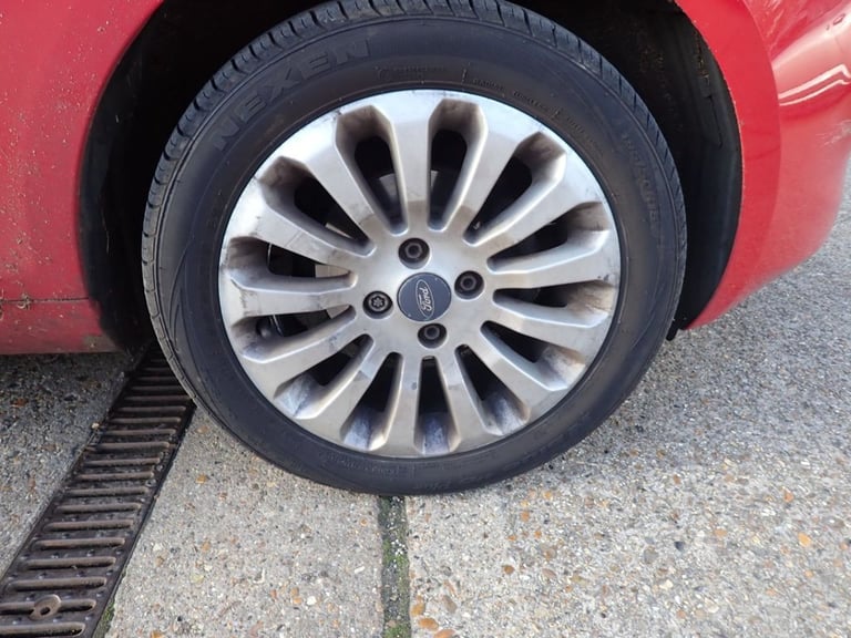 2013 63 FORD KA 1.2 ZETEC HATCHBACK 3DR PETROL MANUAL EURO 5 (S/S) (69 PS)