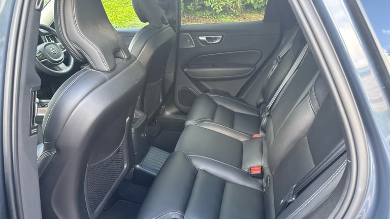 2023 Volvo XC60 2.0 T8 [455] RC PHEV Ultimate Dark 5dr AWD Gtron Estate Estate Hybrid Automatic