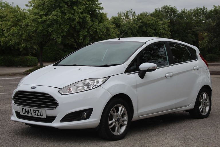 2014 Ford Fiesta 1.25 82 Zetec 5dr HATCHBACK PETROL Manual