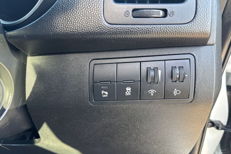 2018 Kia Venga 1.6 3 5dr Auto [6] Hatchback Petrol Automatic