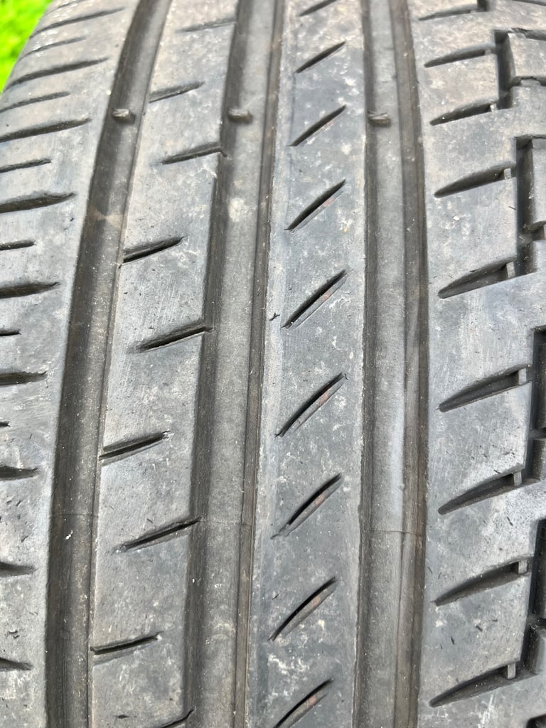 225/45/19 CONTINENTAL TYRES 6MM