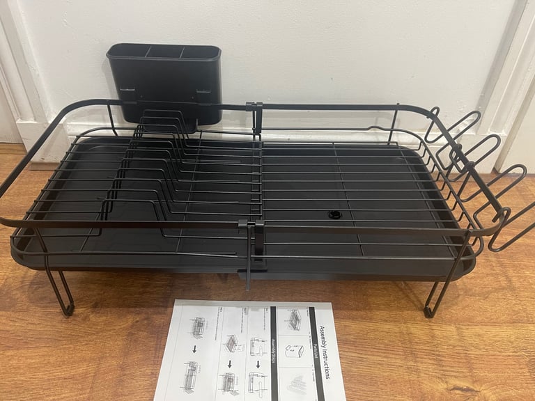 New Extendable Dish Drainer Rack with Drip Tray, Cup Holder and Utensil Holder