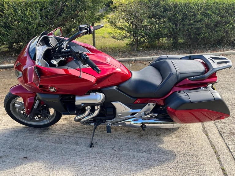 2015 65 HONDA CTX 1300 A-E BAGGER TOURER CRUISER CTX1300 CLEAN V4 MUST SEE