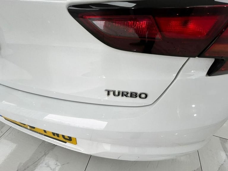 2018 Vauxhall Astra 1.4i Turbo SRi Hatchback 5dr Petrol Manual Euro 6 (150 ps) Hatchback Petrol M...