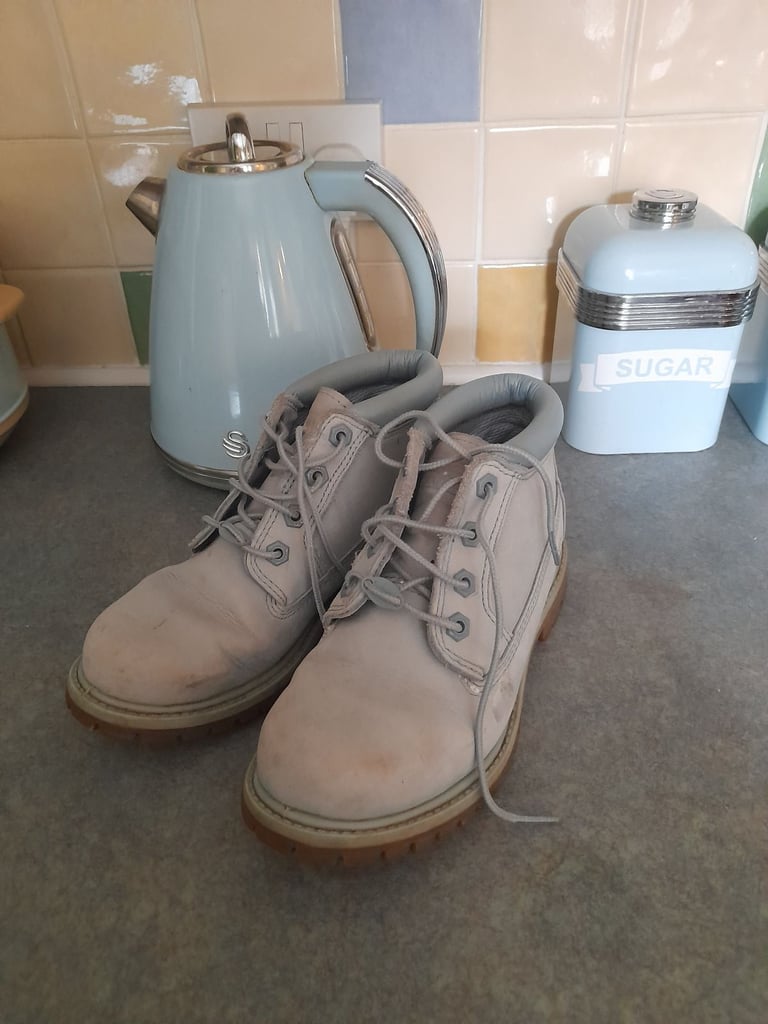 image for Girls boots