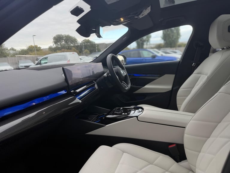 2025 BMW i5 250kW eDrive40 M Sport Pro 84kWh 5dr Auto ESTATE ELECTRIC Automatic