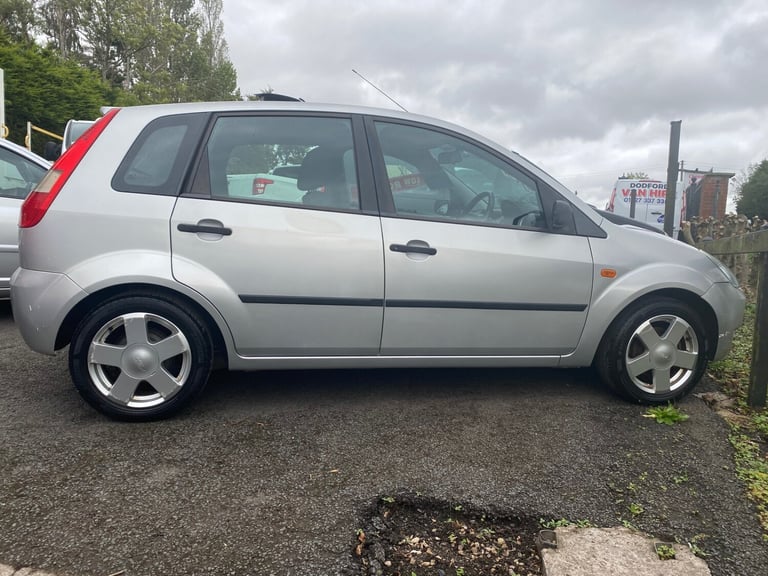 2005 Ford Fiesta 1.4 Zetec 5dr HATCHBACK Petrol Manual