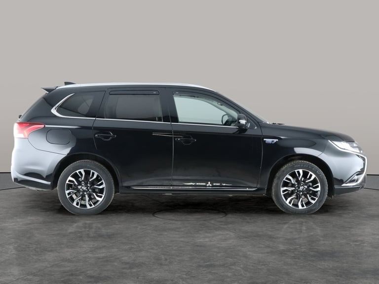 2018 Mitsubishi Outlander 2.0h 12kWh 5hs SUV 5dr Petrol Plug-in Hybrid CVT 4WD Euro 6 (s/s) (200 ...