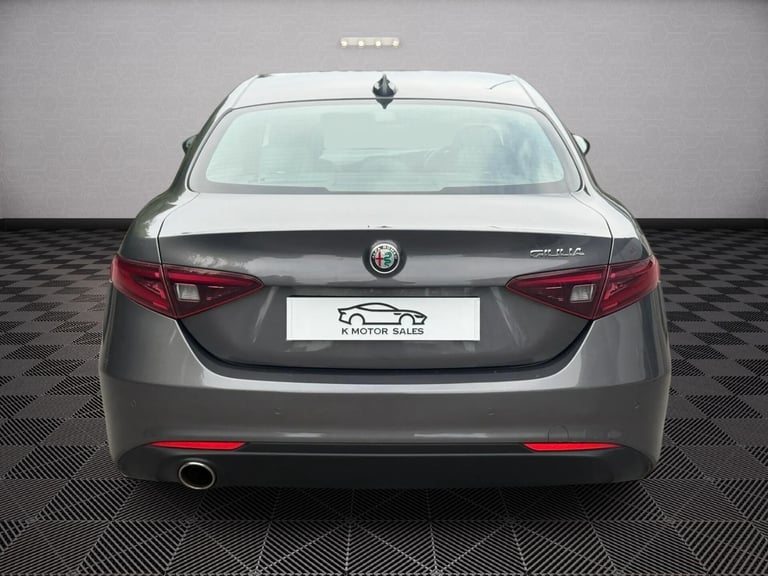 2019 Alfa Romeo Giulia 2.0T Super Auto Euro 6 (s/s) 4dr SALOON Petrol Automatic