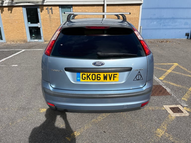 Ford Focus - 1.6 automatic 