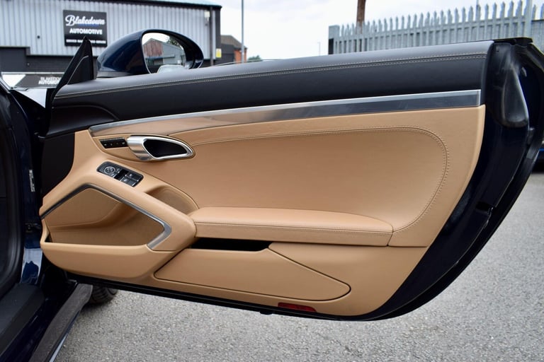 2017 Porsche Boxster 2.0 2dr PDK CONVERTIBLE PETROL Automatic