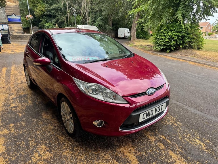 2010 Ford Fiesta 1.6 Titanium 5dr HATCHBACK Petrol Manual
