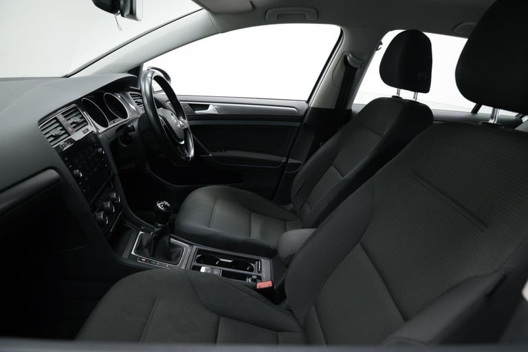 2018 Volkswagen Golf 1.6 TDI SE [Nav] 5dr HATCHBACK DIESEL Manual