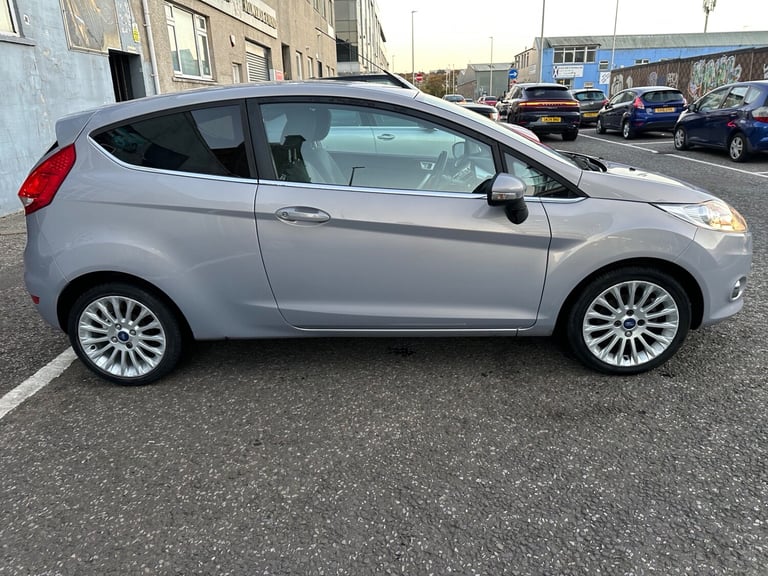 2011 Ford Fiesta 1.4 Titanium 3dr Auto HATCHBACK Petrol Automatic