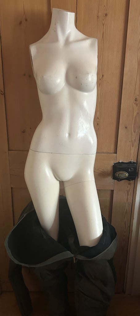 Half mannequin on adjustable stand 